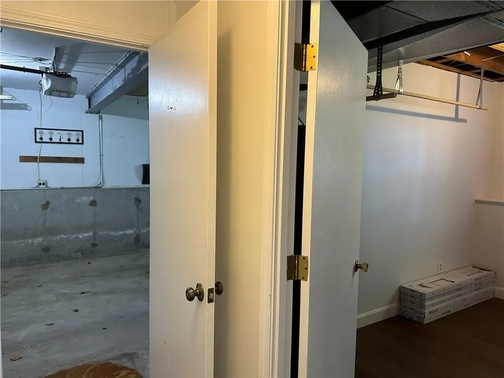 11 Pocono Road Middletown RI 02842