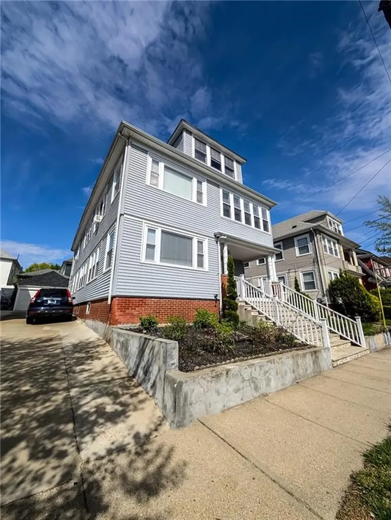 364 Academy Avenue Providence RI 02908
