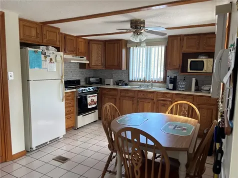 301 Bulgarmarsh #27 Road Tiverton RI 02878