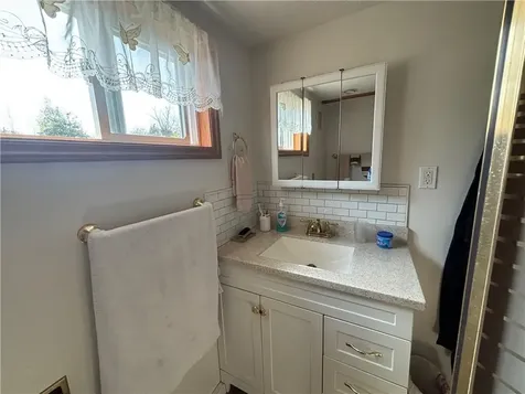 301 Bulgarmarsh #27 Road Tiverton RI 02878