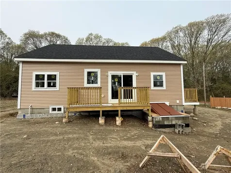 0125 Homestead Avenue Portsmouth RI 02872