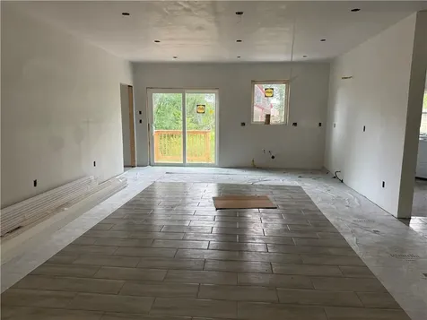 0125 Homestead Avenue Portsmouth RI 02872