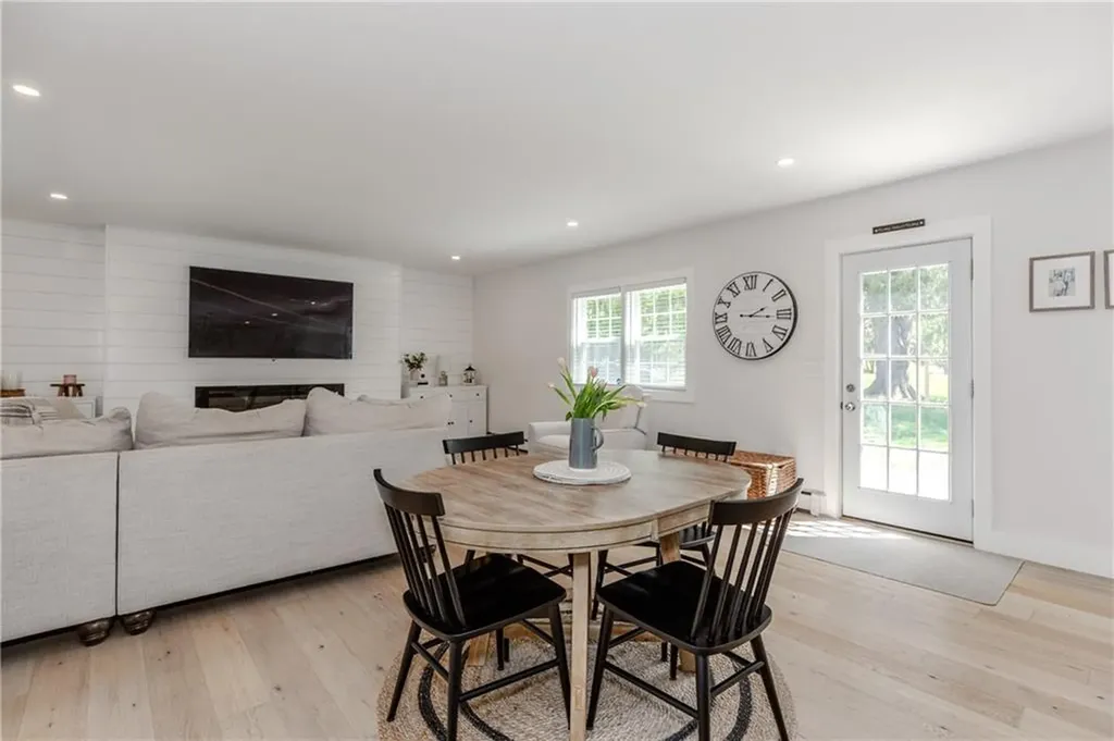 43 Brayton Road Smithfield RI 02917