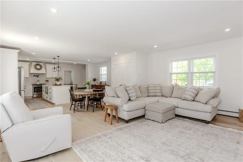 43 Brayton Road Smithfield RI 02917