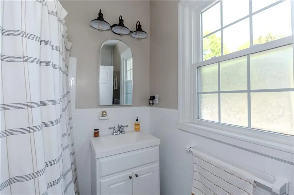 43 Brayton Road Smithfield RI 02917