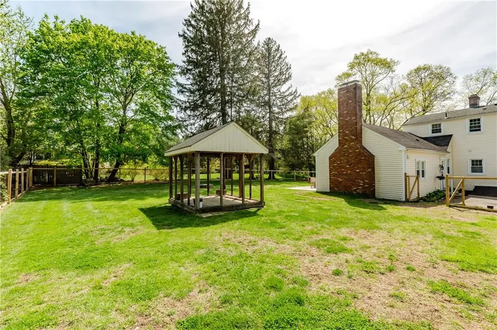43 Brayton Road Smithfield RI 02917