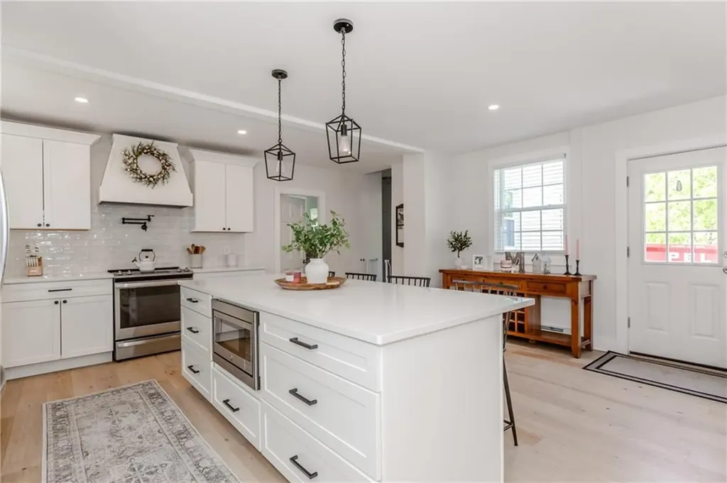 43 Brayton Road Smithfield RI 02917
