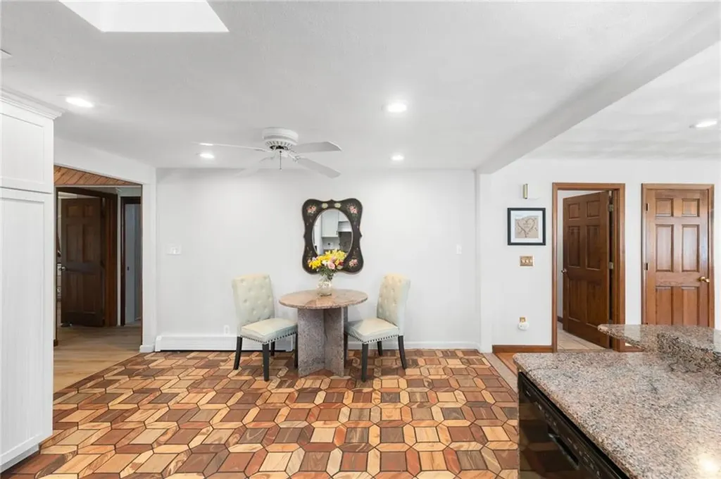 63 Boon Street Narragansett RI 02882