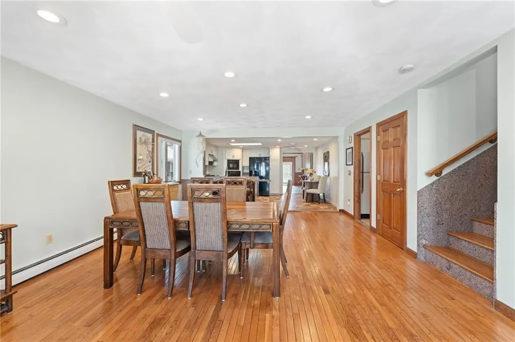 63 Boon Street Narragansett RI 02882