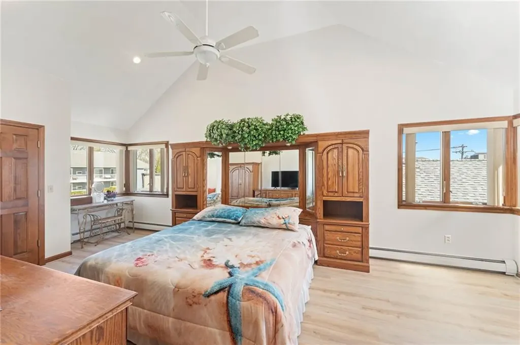 63 Boon Street Narragansett RI 02882