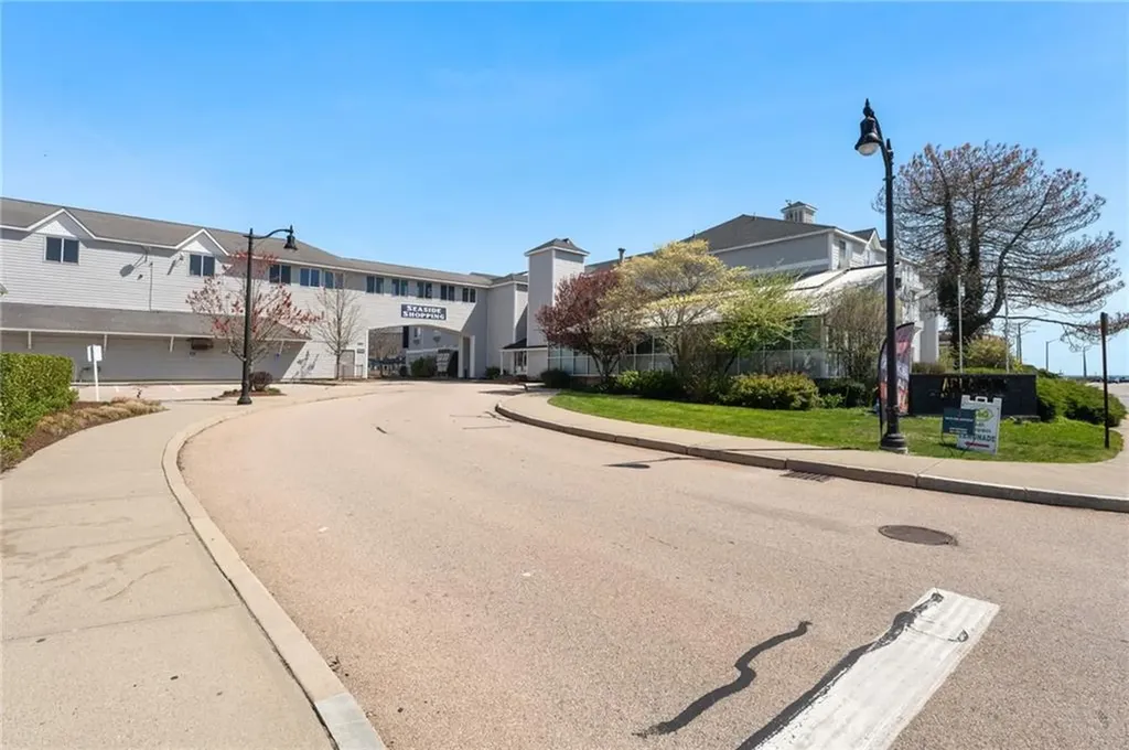 63 Boon Street Narragansett RI 02882