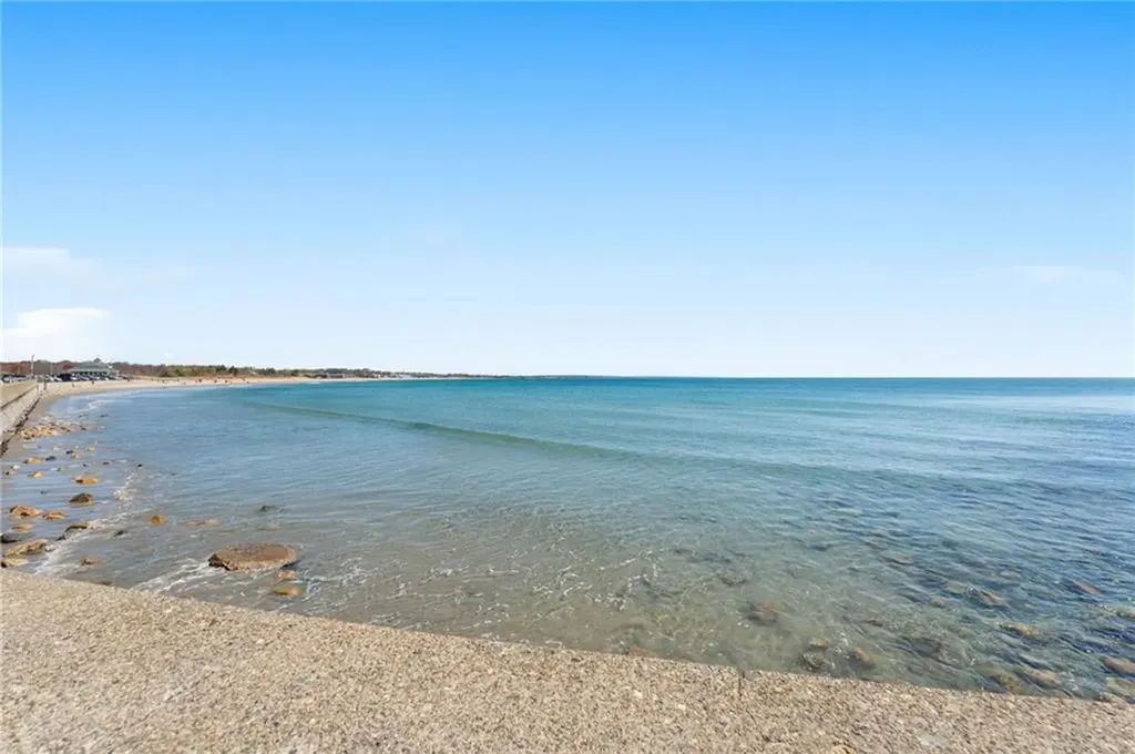 63 Boon Street Narragansett RI 02882