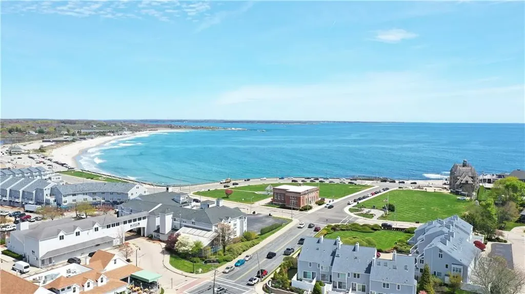 63 Boon Street Narragansett RI 02882