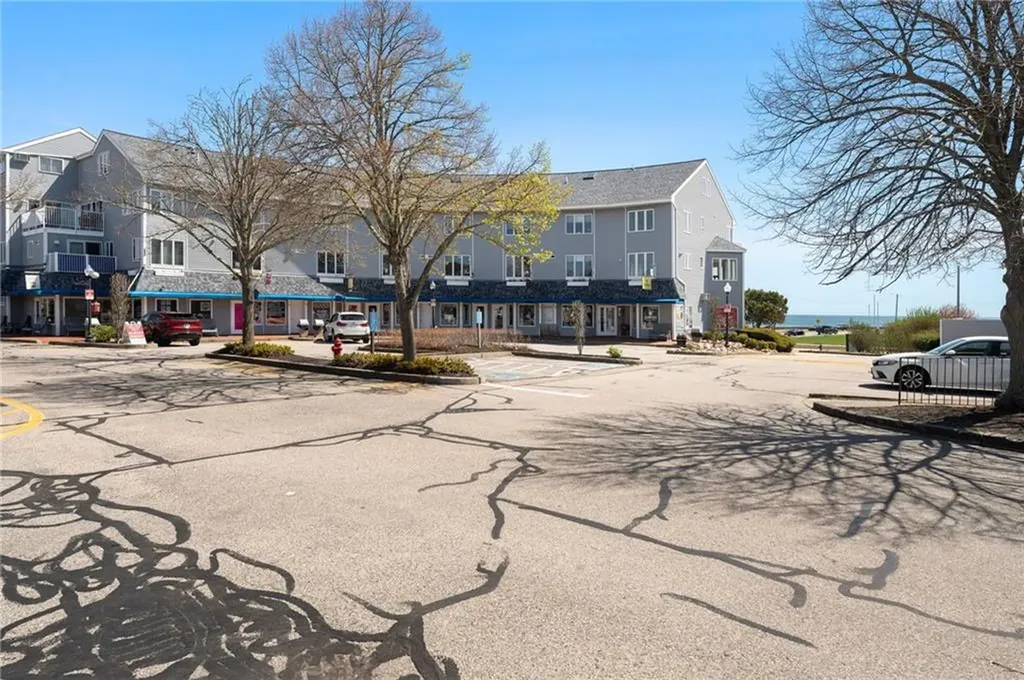 63 Boon Street Narragansett RI 02882