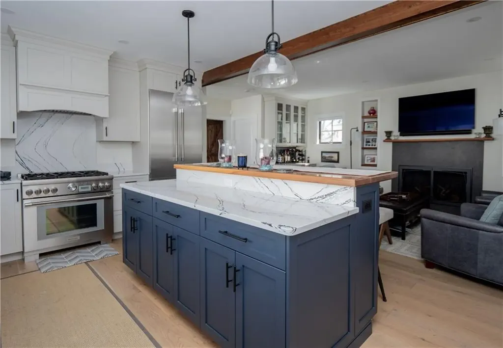 70 Roseneath Avenue Newport RI 02840