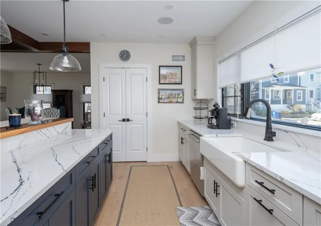70 Roseneath Avenue Newport RI 02840