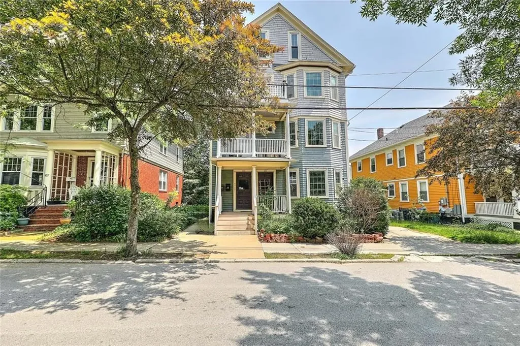 453 455 Morris Avenue Providence RI 02906