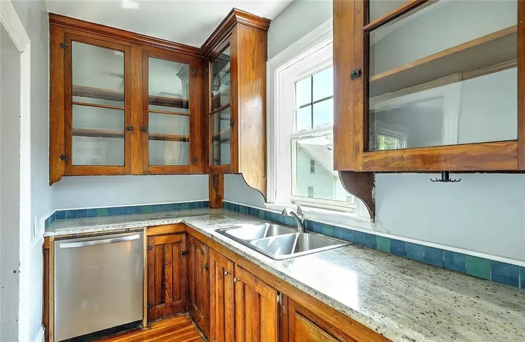 453 455 Morris Avenue Providence RI 02906