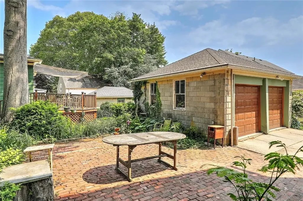 453 455 Morris Avenue Providence RI 02906