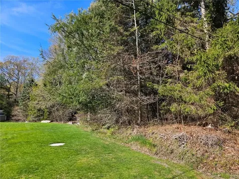 0 Crandall Road Tiverton RI 02878