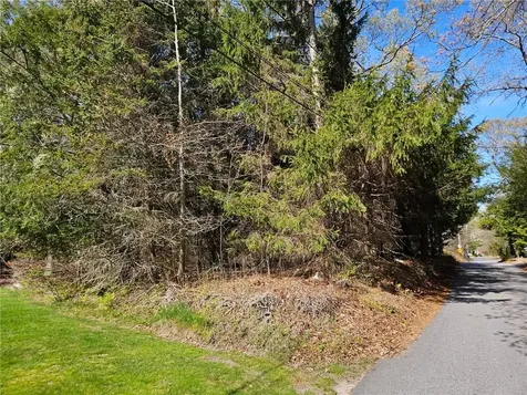 0 Crandall Road Tiverton RI 02878