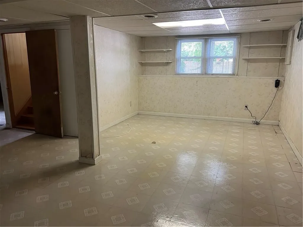 10 Lawnwood Road Coventry RI 02816