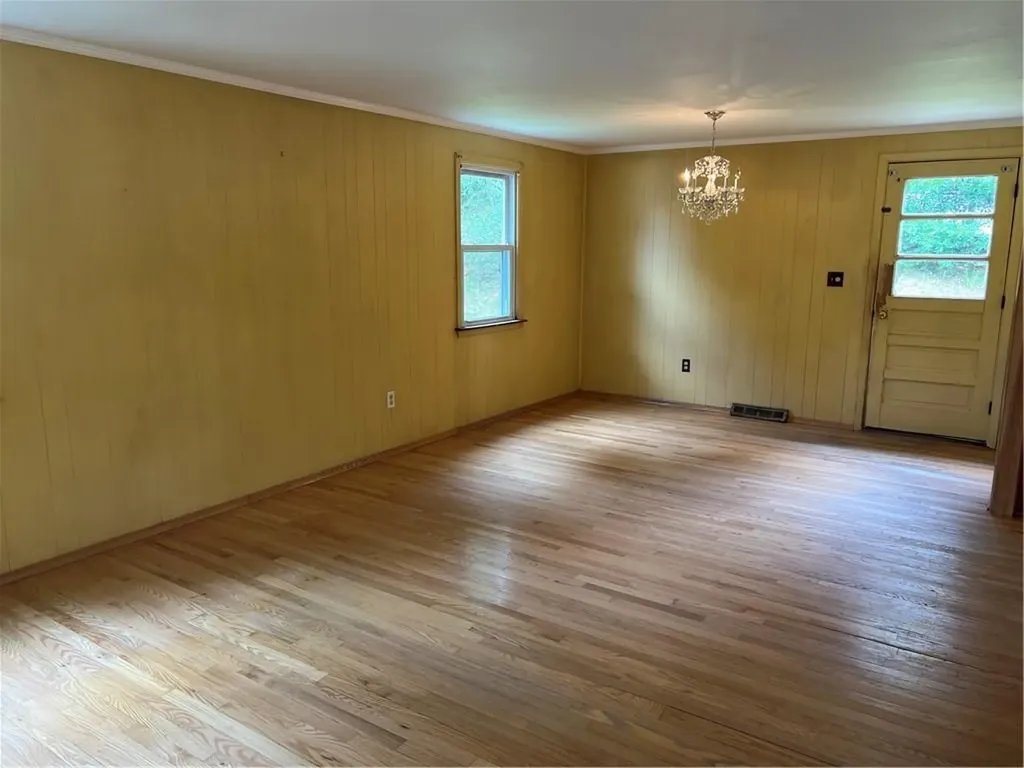 10 Lawnwood Road Coventry RI 02816