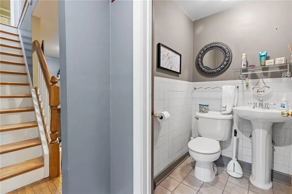 24 26 Golden View Drive Johnston RI 02919
