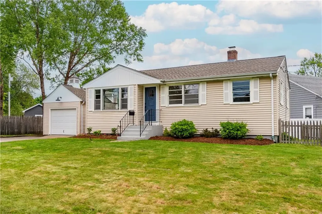 162 North Country Club Drive Warwick RI 02888