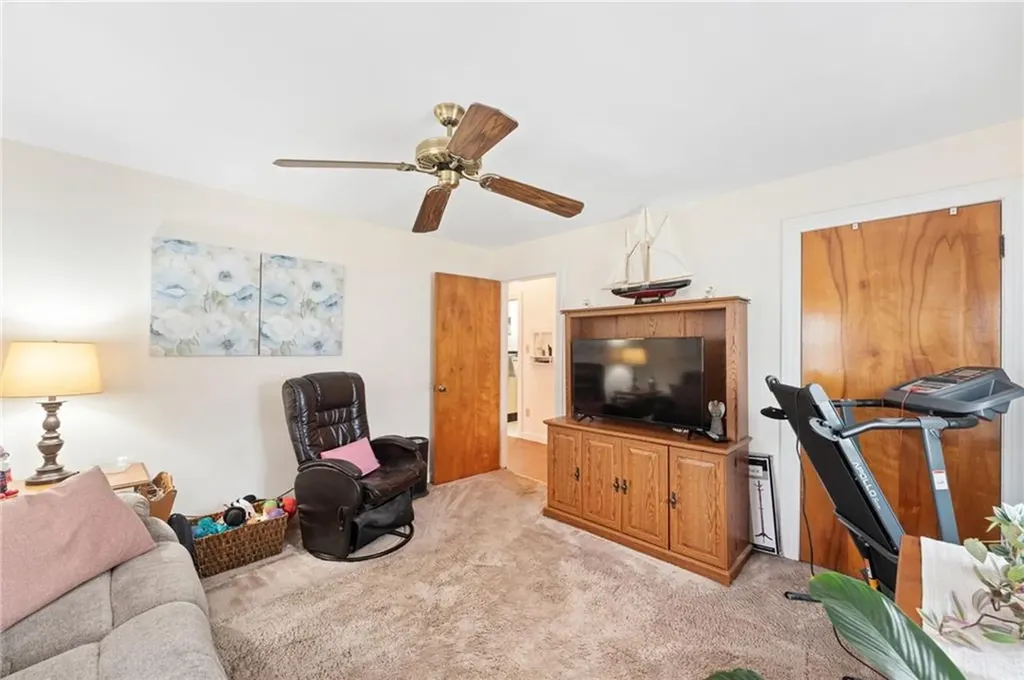 141 Burns Street Providence RI 02904