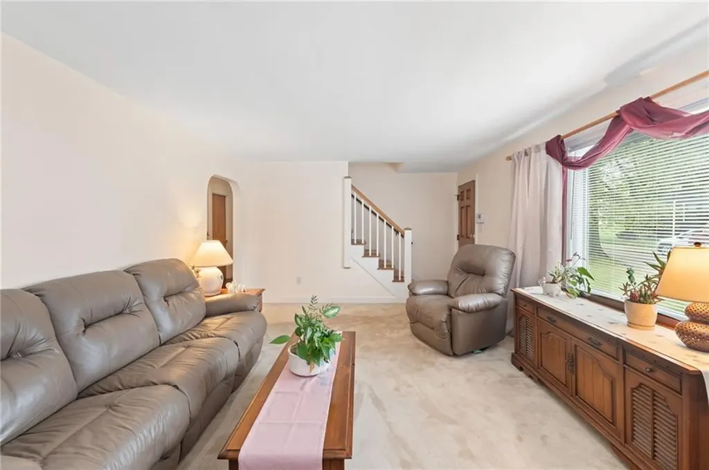 141 Burns Street Providence RI 02904