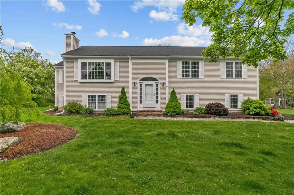 26 Cherokee Drive Portsmouth RI 02871