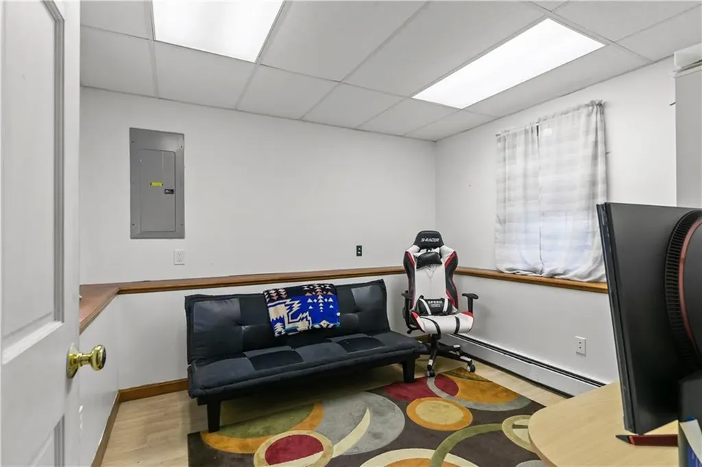 26 Cherokee Drive Portsmouth RI 02871