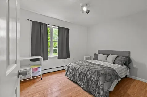 26 Cherokee Drive Portsmouth RI 02871