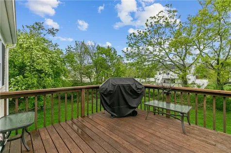 26 Cherokee Drive Portsmouth RI 02871