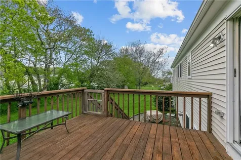 26 Cherokee Drive Portsmouth RI 02871