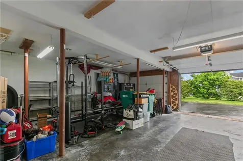 26 Cherokee Drive Portsmouth RI 02871