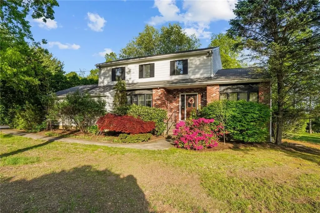 5 Chaloner Court Cranston RI 02921
