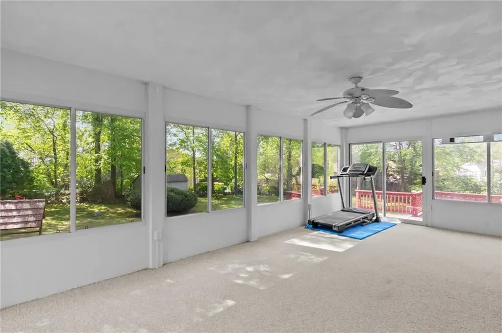 5 Chaloner Court Cranston RI 02921