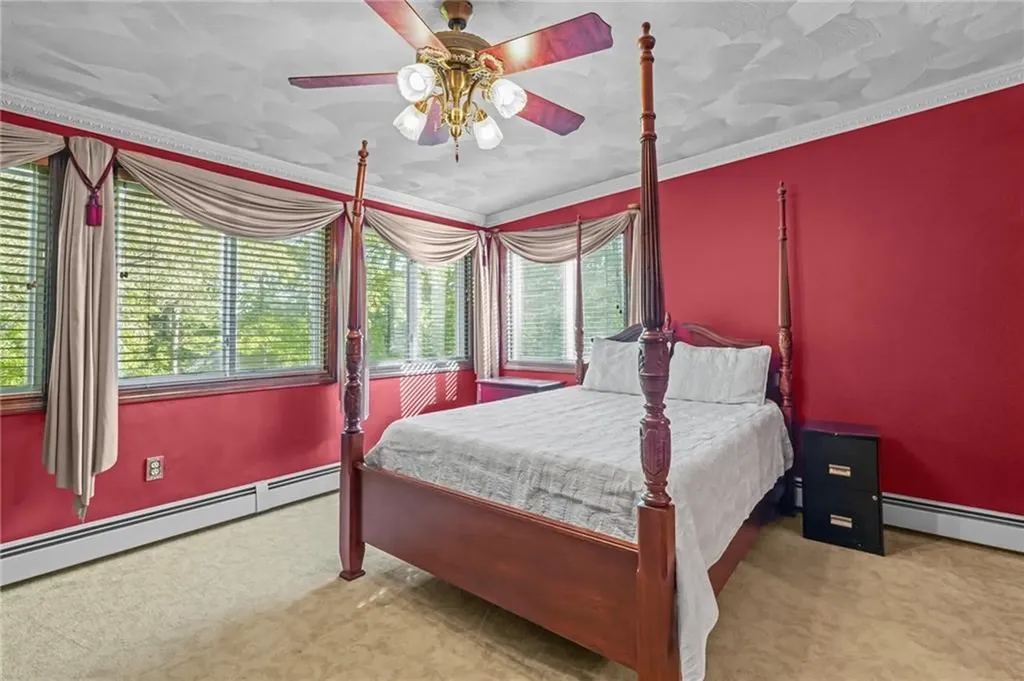 5 Chaloner Court Cranston RI 02921