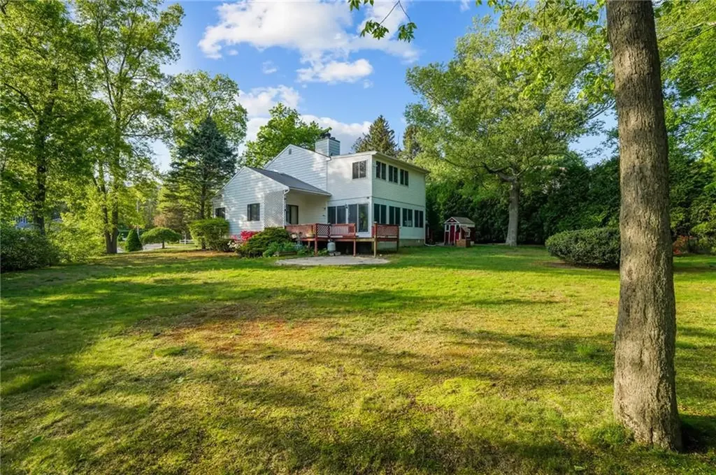 5 Chaloner Court Cranston RI 02921