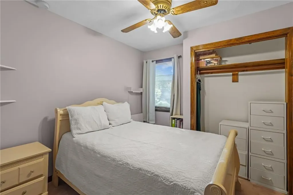 5 Chaloner Court Cranston RI 02921