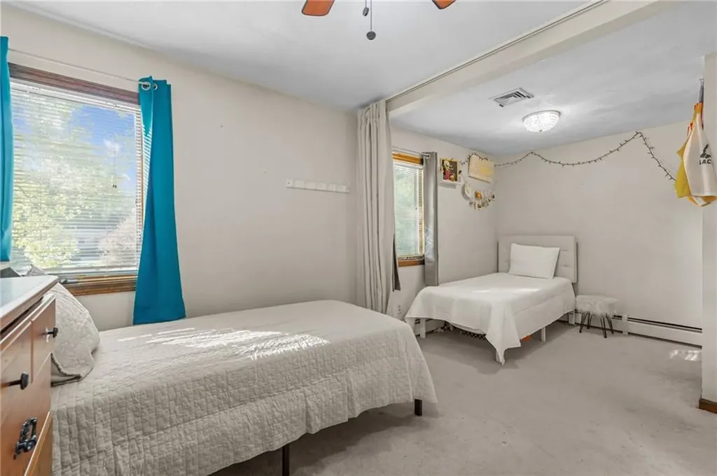 5 Chaloner Court Cranston RI 02921