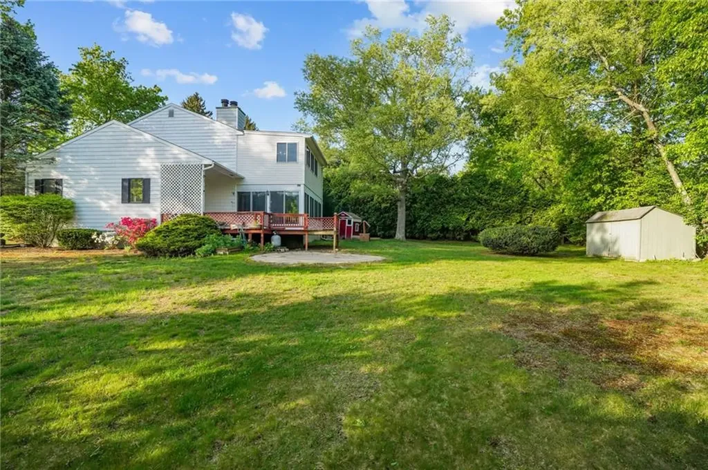 5 Chaloner Court Cranston RI 02921