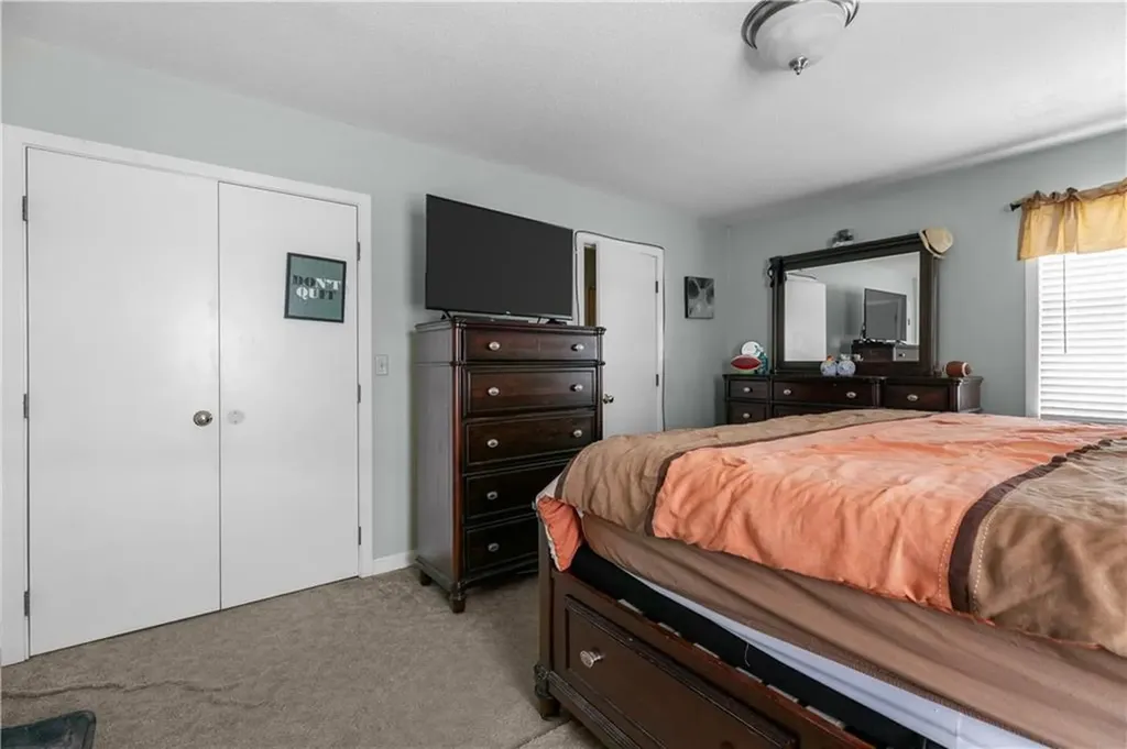 38 Clement Street Tiverton RI 02878