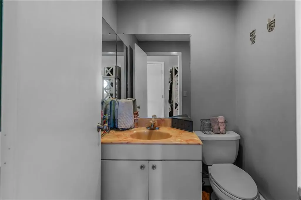 38 Clement Street Tiverton RI 02878