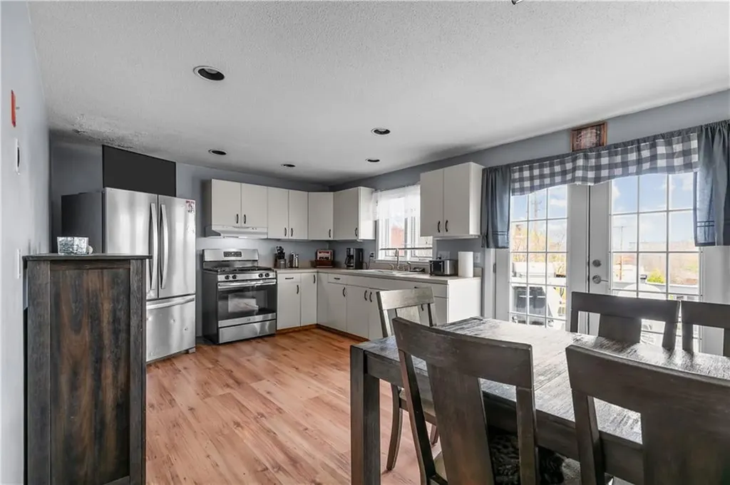 38 Clement Street Tiverton RI 02878