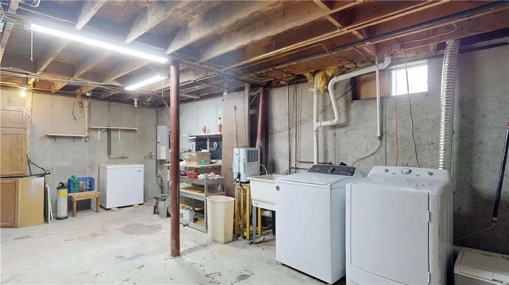 176 Nursery Avenue Woonsocket RI 02895