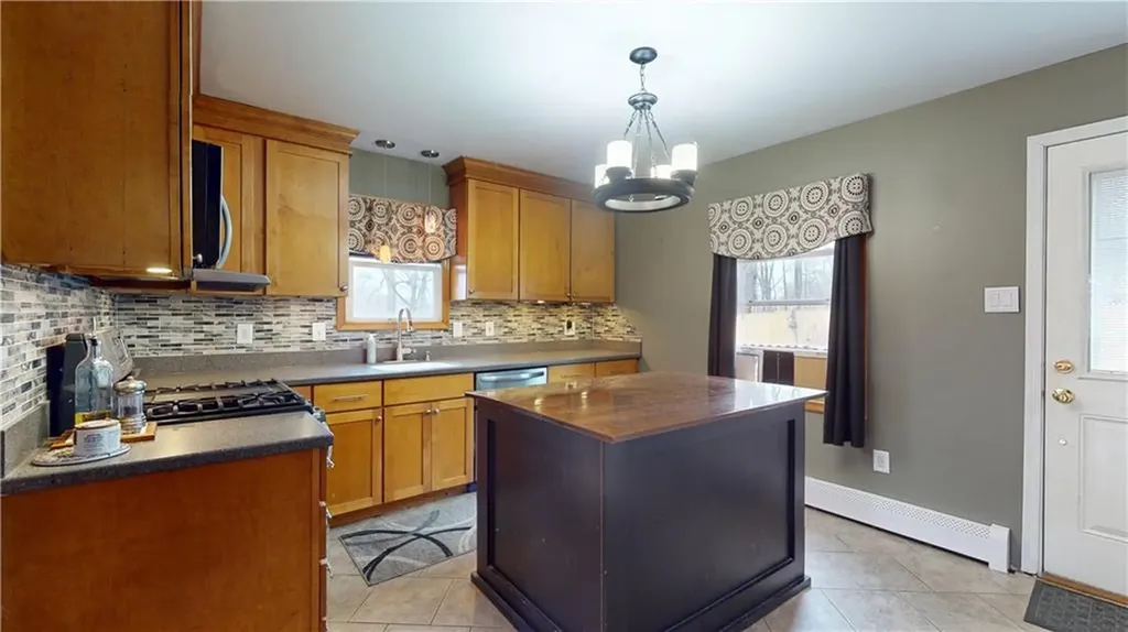176 Nursery Avenue Woonsocket RI 02895
