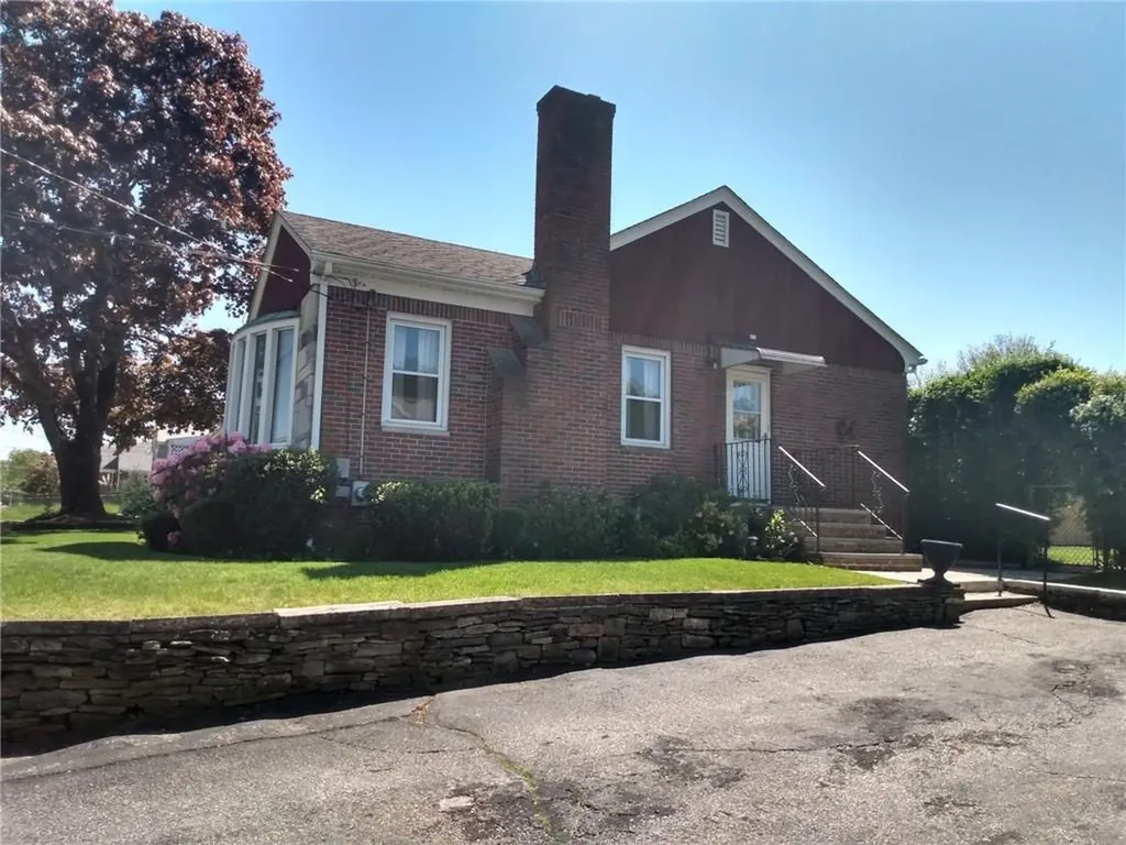 13 Winfield Road Johnston RI 02919